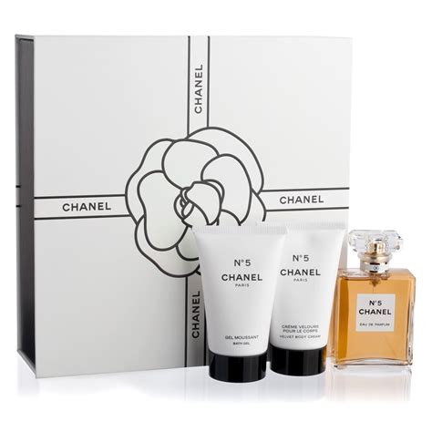 set chanel no 5|Chanel no 5 gift pack.